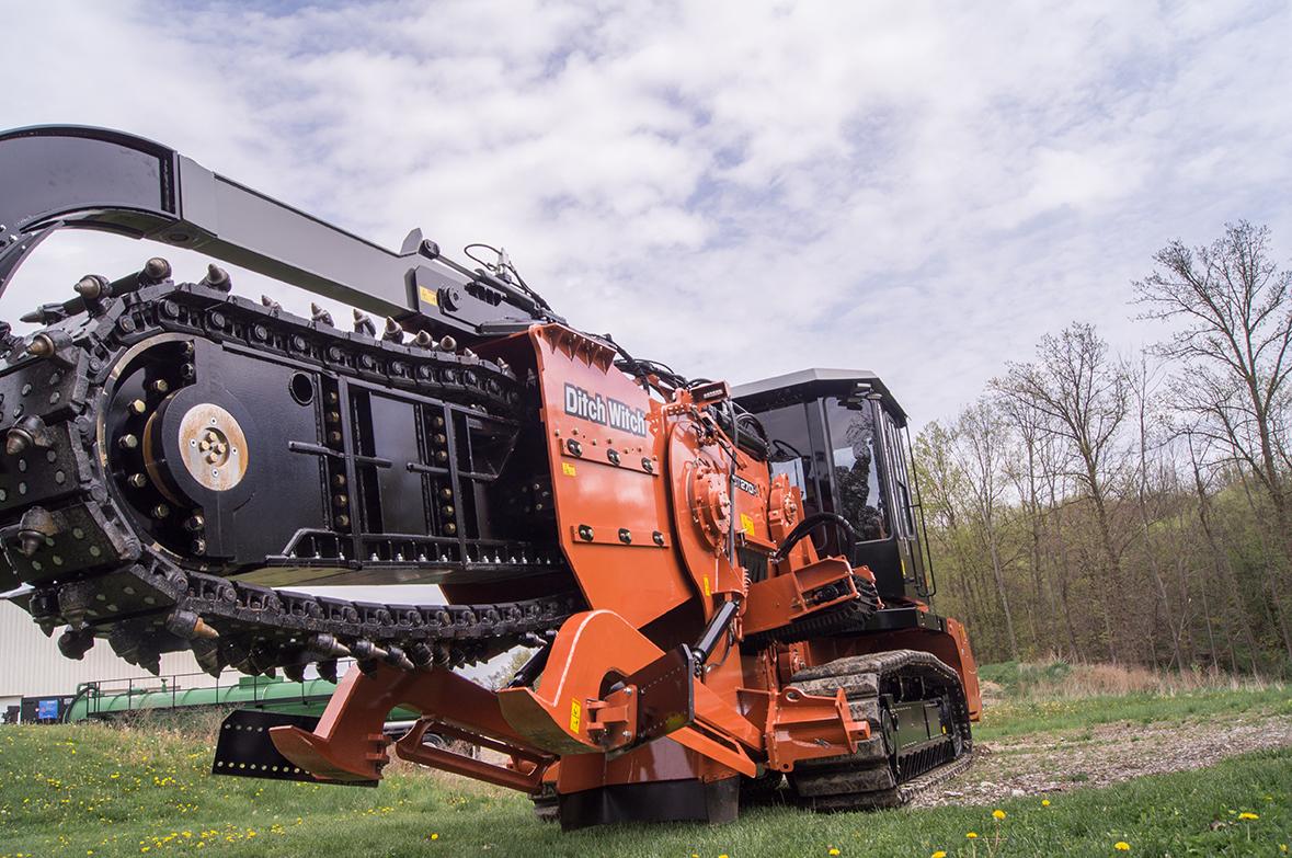 DITCH WITCH INTRODUCES HEAVY-DUTY TRENCHER